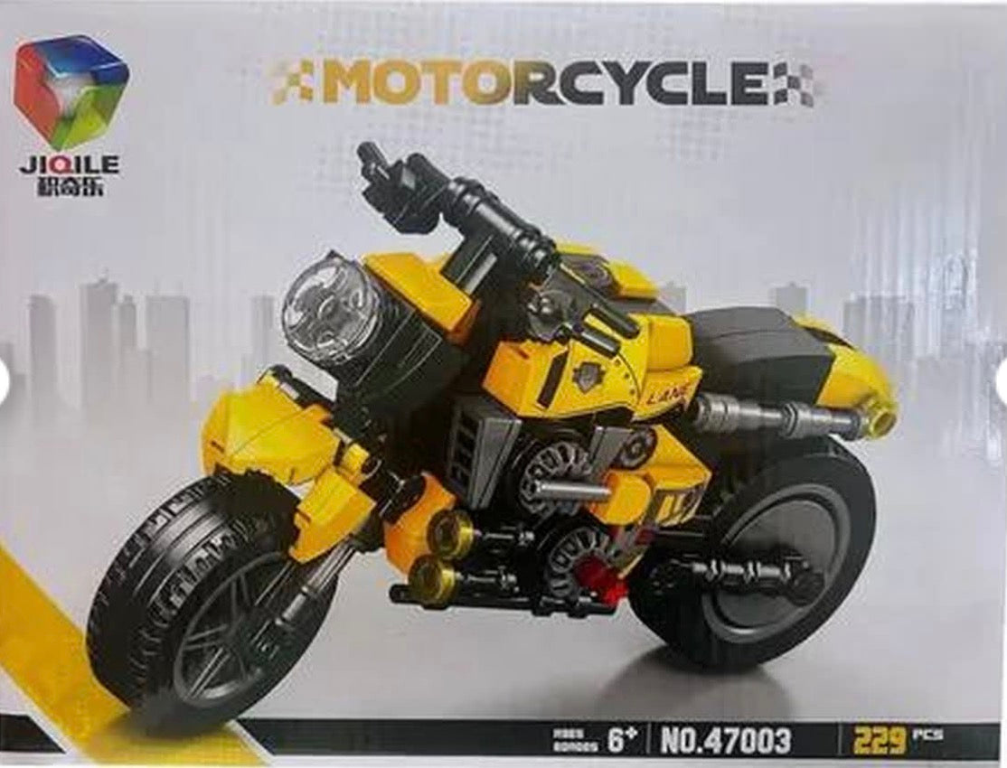 Motorcycle (naked or super bike)